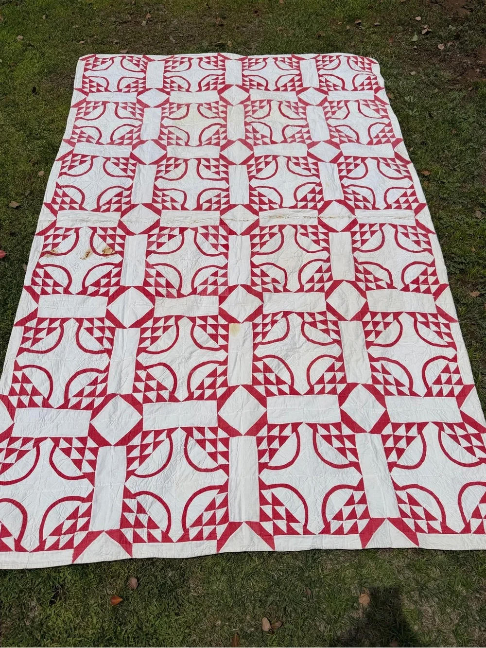 Vintage Pickle Dish Quilt Hand Stitched Red White Gauzy Cotton Thin 57x89 READ